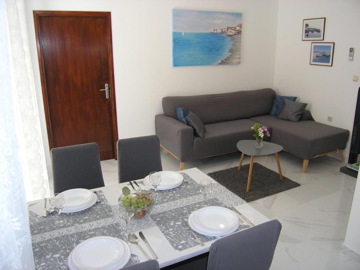 Apartments Mari With Terrace Baska  Exterior photo